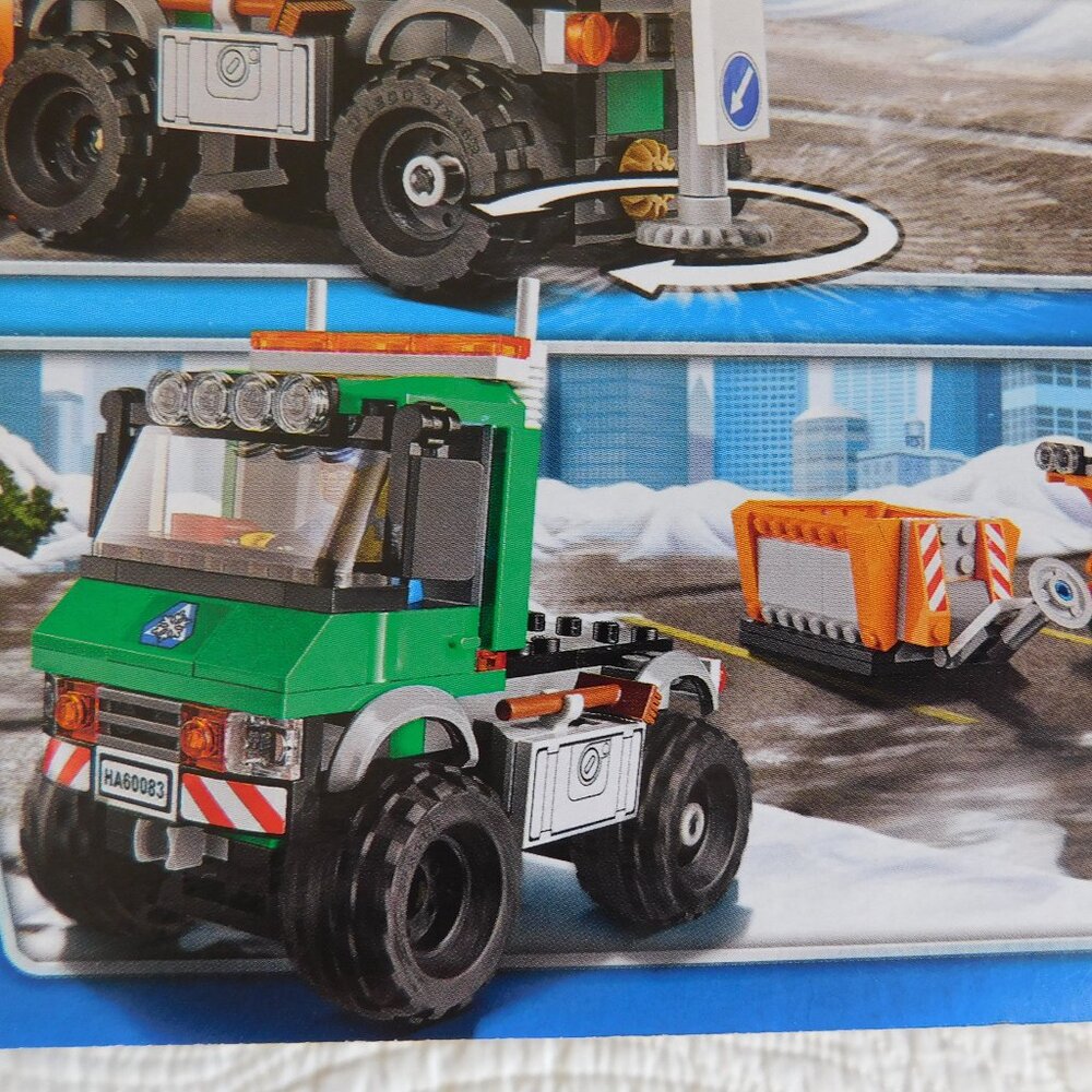 Lego City Snowplow Truck building set 60083 w/ detachable blade 196 pieces NISB - Picture 9 of 16